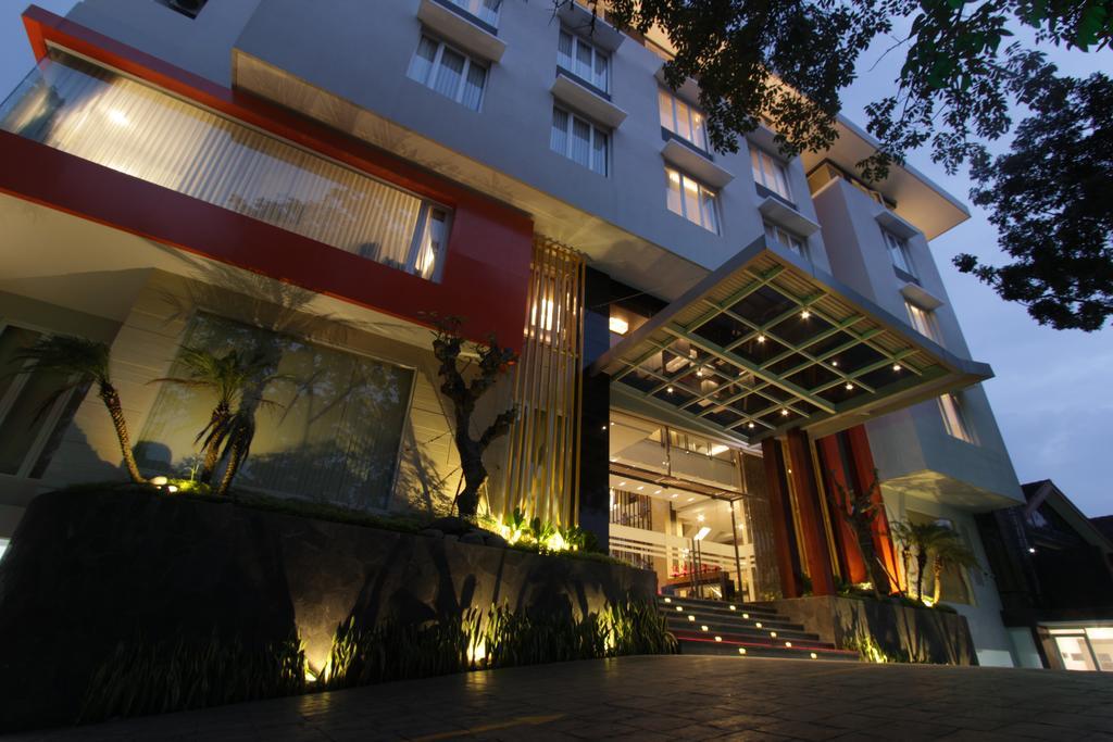 Ardan Hotel Bandung Exterior foto