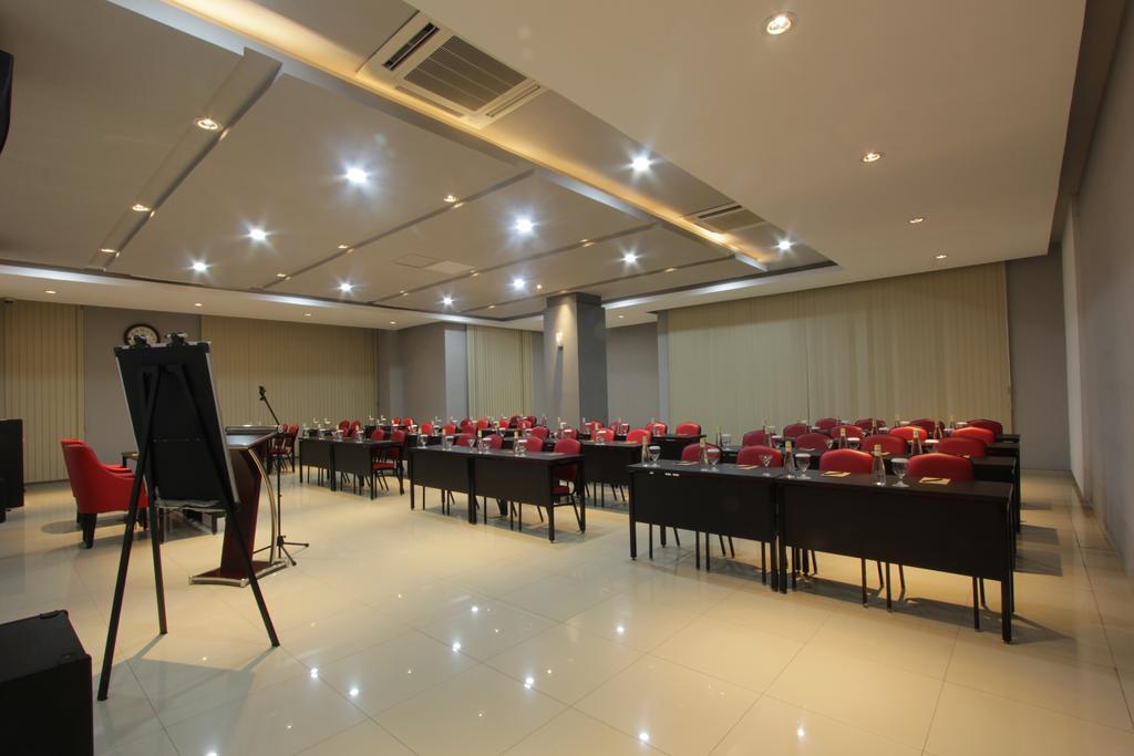 Ardan Hotel Bandung Exterior foto