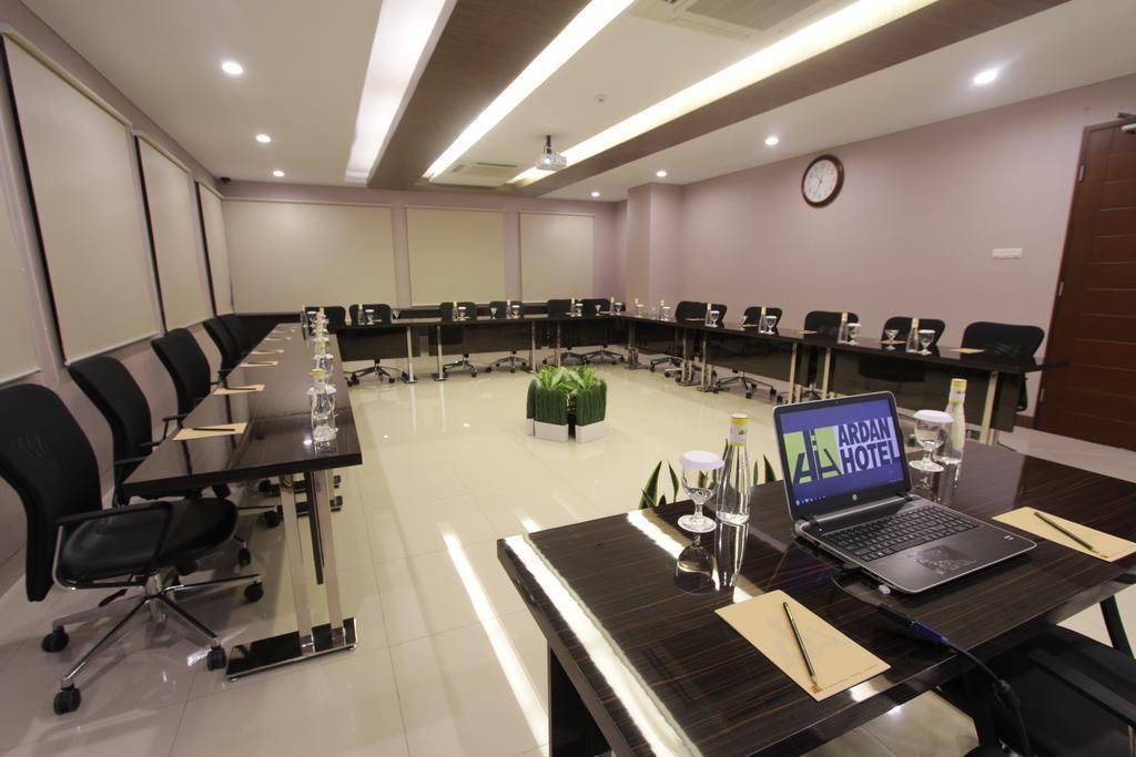 Ardan Hotel Bandung Exterior foto